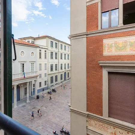Porta Torre Como Apartment - By Relais Di Giada Exterior photo