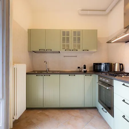Porta Torre Como Apartment - By Relais Di Giada Exterior photo